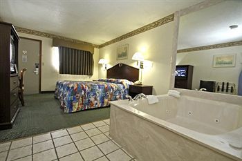 Motel 6 Detroit - Southgate
