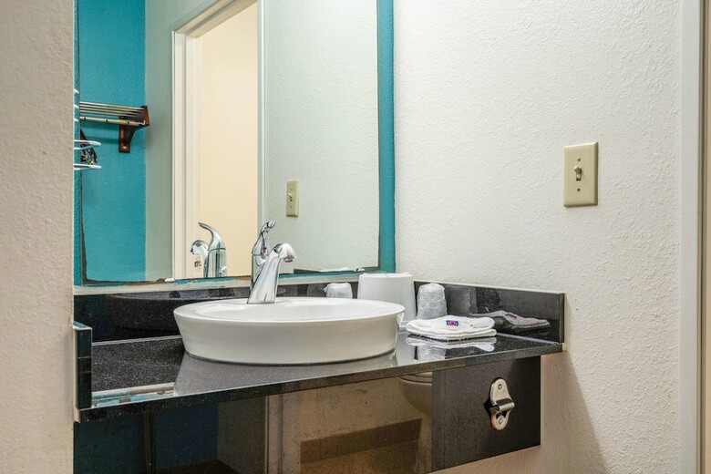 Motel 6 Rocky Mount