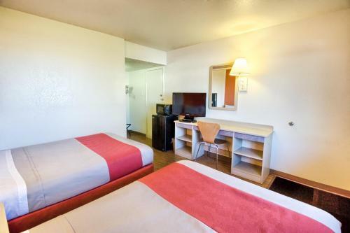 Motel 6 Pendleton