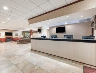Ramada State College Hotel And Conference Center