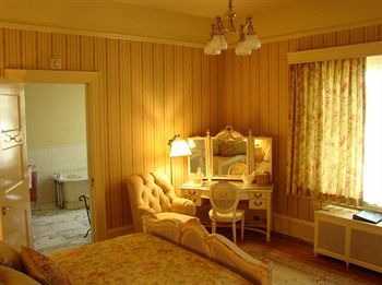 Sheppard Mansion Bed & Breakfast
