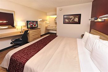 Hotel Red Roof Inn Hampton Coliseum & Convention Center