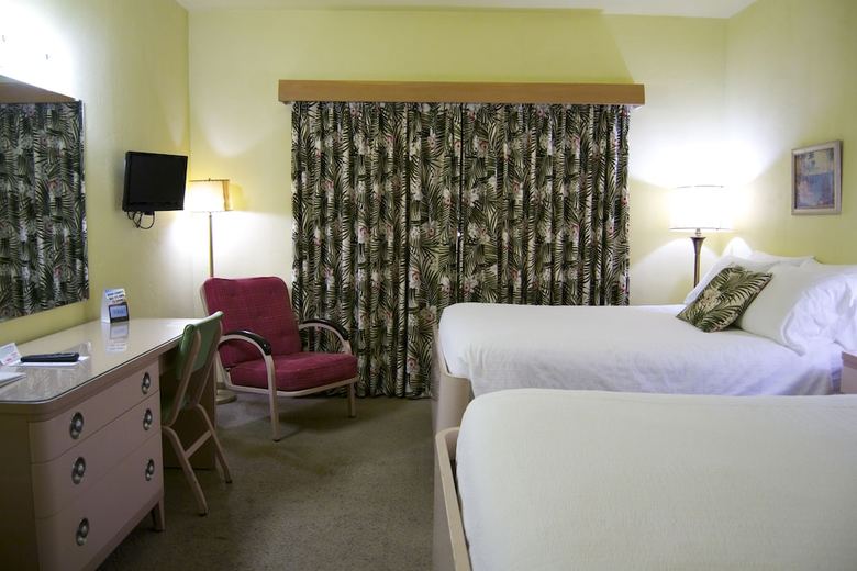 Holiday Music Motel