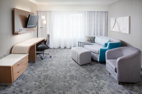 Hotel Courtyard By Marriott Richmond Airport