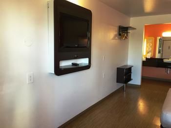 Motel 6 Brownsville North