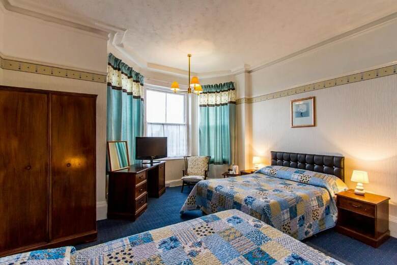 The Carlton Hotel