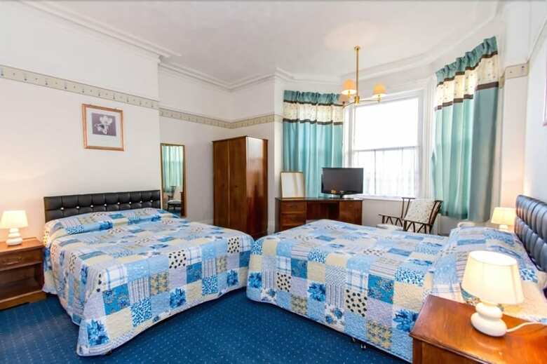 The Carlton Hotel