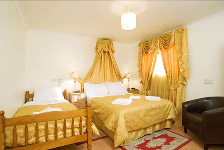 Hotel Acorn Guest House