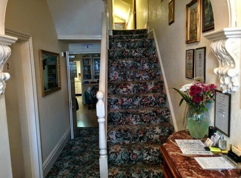 Hotel Acorn Guest House