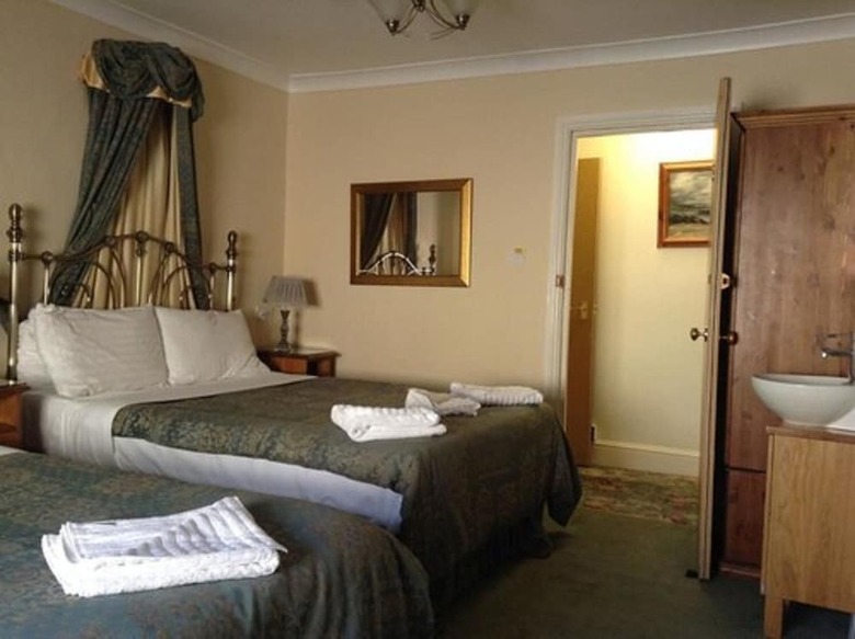 Hotel Acorn Guest House