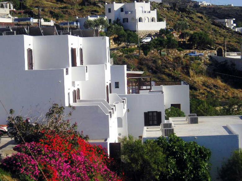 Golden Sun Hotel