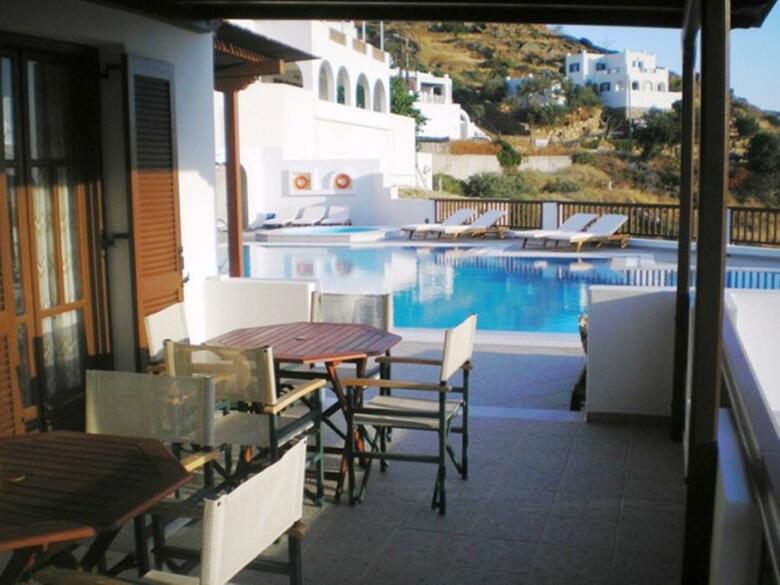 Golden Sun Hotel