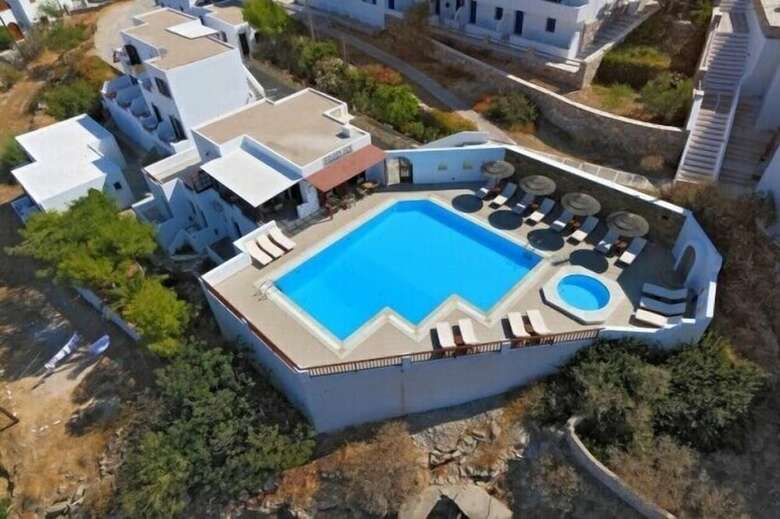 Golden Sun Hotel