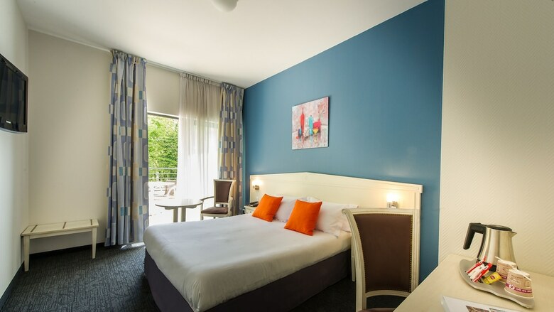 Hotel H�tel Marso