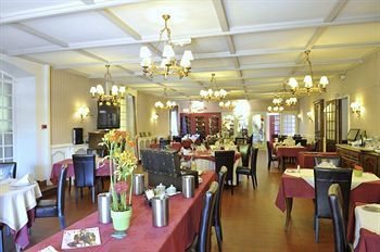 Hotel H�tel Les Pyr�n�es