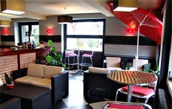 Hotel H�tel Les Pyr�n�es