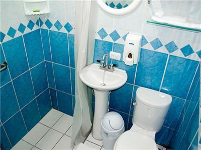 Hotel Berlor Airport Inn