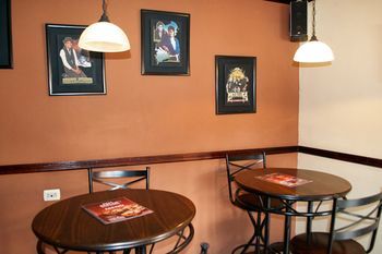 Hotel Berlor Airport Inn