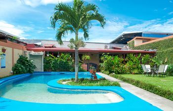 Hotel Berlor Airport Inn