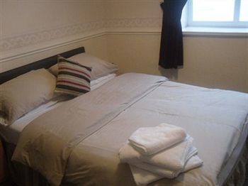 Earlsway Hotel