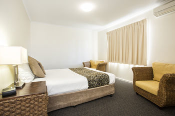 Coral Cay Resort Motor Inn