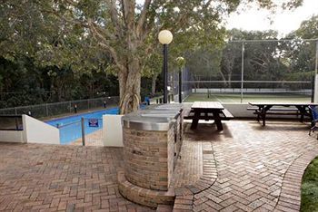 Pacific Towers Apartments