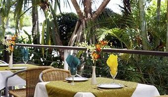 Hotel Ramada Resort Golden Beach