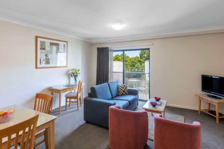 Mounts Bay Waters Apartment Hotel