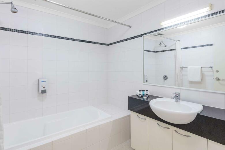 Mounts Bay Waters Apartment Hotel