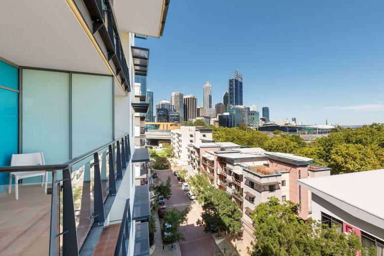 Mounts Bay Waters Apartment Hotel