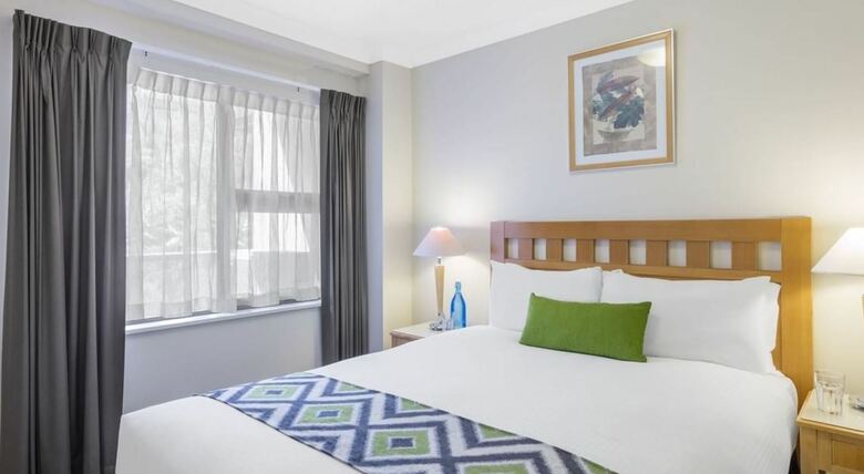 Mounts Bay Waters Apartment Hotel