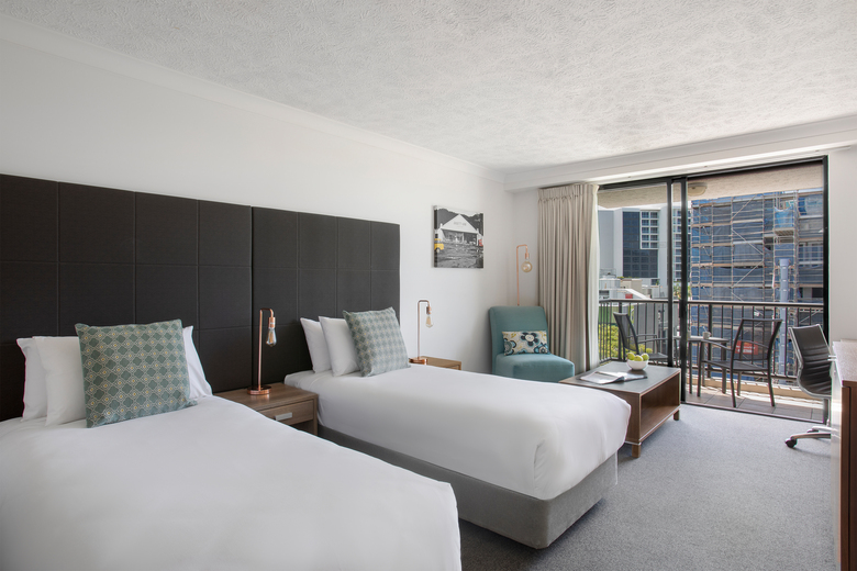 Hotel Mantra Esplanade