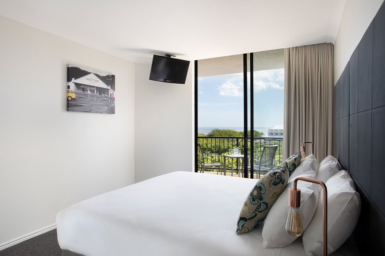 Hotel Mantra Esplanade