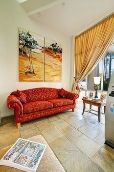 Hotel Palazzo Colonnades