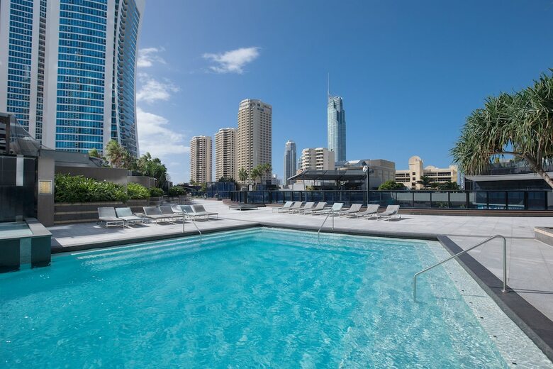 Hotel Mantra Circle On Cavill