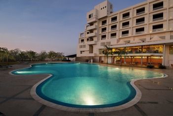 Seasons Hotel, Rajkot