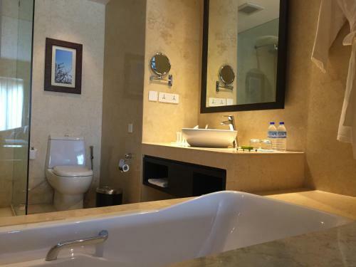 Hotel Le Meridien Paro Riverfront