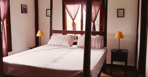 Hostal Red House