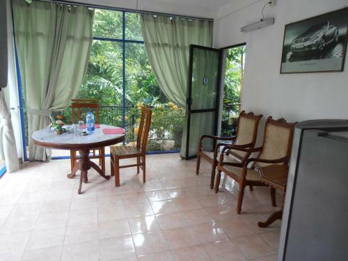 Hostal Royal Villa