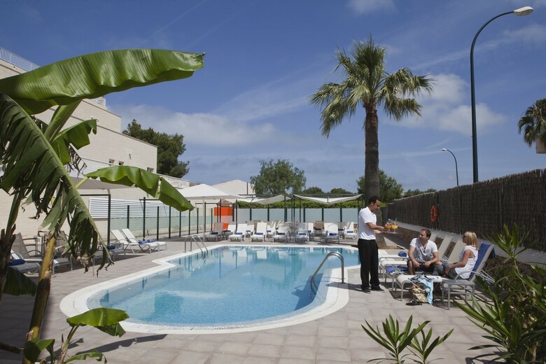 Aparthotel Isla De Cabrera