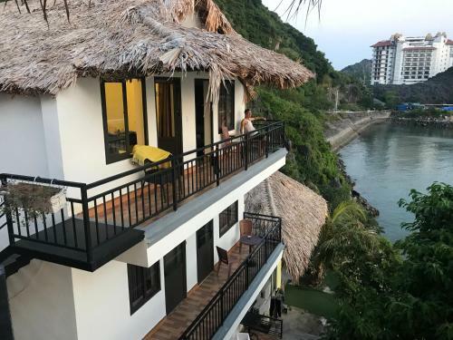 Lepont Bungalow Hostel