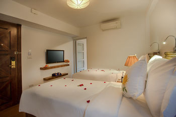 Noble & Swan Boutique Hotel