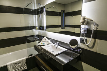 Hotel Urban Central Suites - Beirut