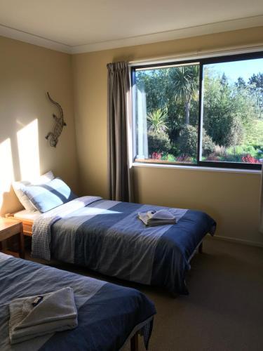 Bed & Breakfast Number Six Homestay
