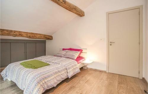 Holiday Home Les Brumes 04