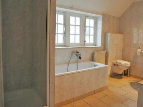 Holiday Home Villa Spa 02