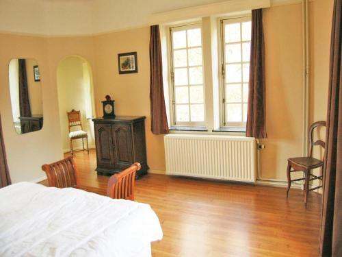 Holiday Home Villa Spa 02