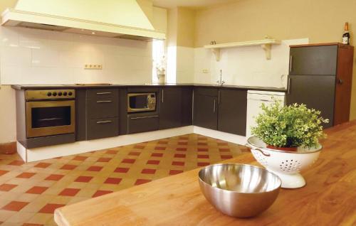Holiday Home Villa Spa 02