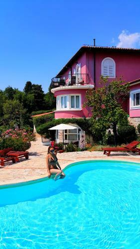 Apartments Villa Dora