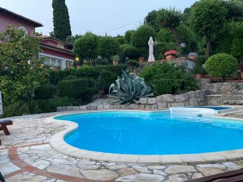 Apartments Villa Dora